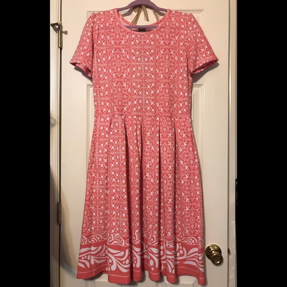 LuLaRoe Amelia